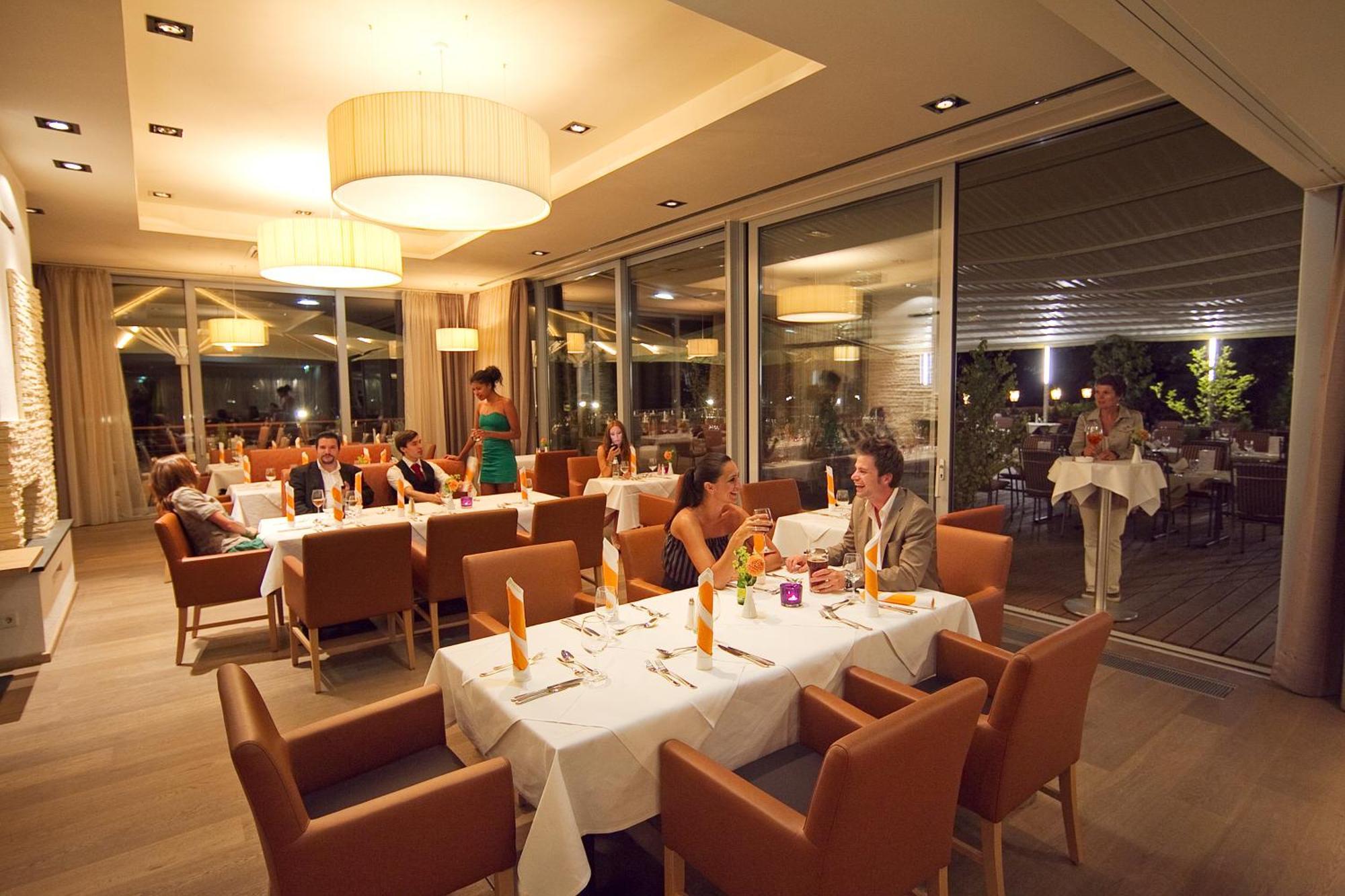 Hotel Krainerhuette Баден Екстериор снимка